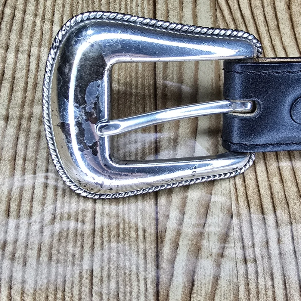 Tony Lama Women's Black Leather Belt Size 32‎